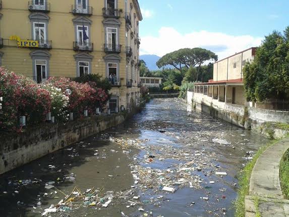 10 самых загрязненных рек в мире (с шокирующими фотографиями)